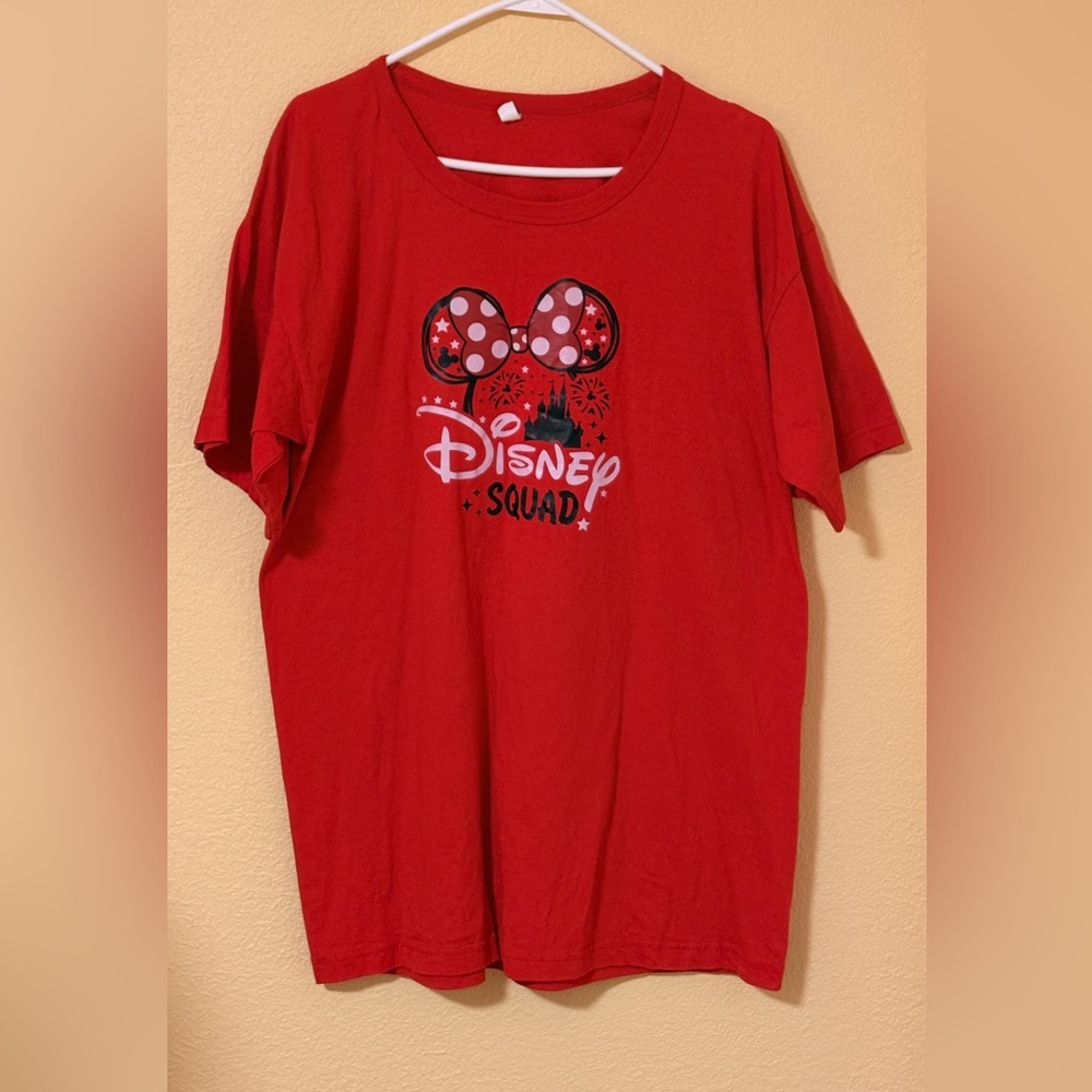 Disney Unisex Tee Red Minnie Mouse Castle Fireworks Graphic Park XXL